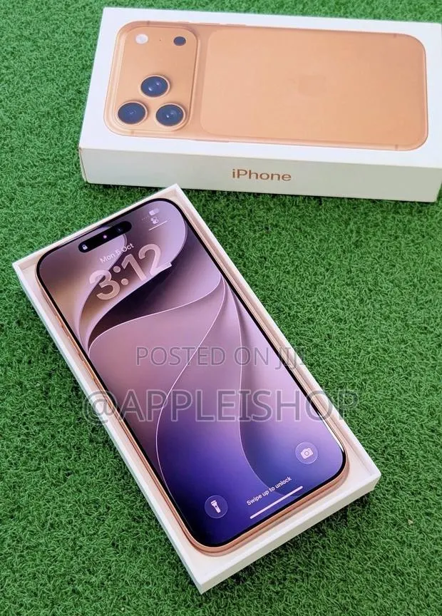 Apple iPhone 17 Pro Max 256 GB Orange · Photo 1