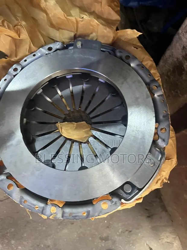 Toyota Fish Pressure Plate (Naive) · Photo 1