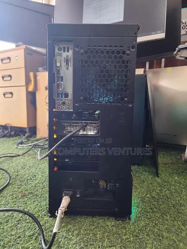 New Desktop Computer MSI Aegis 3 64GB Intel Core i9 HDD+SSD 2T · Photo 1
