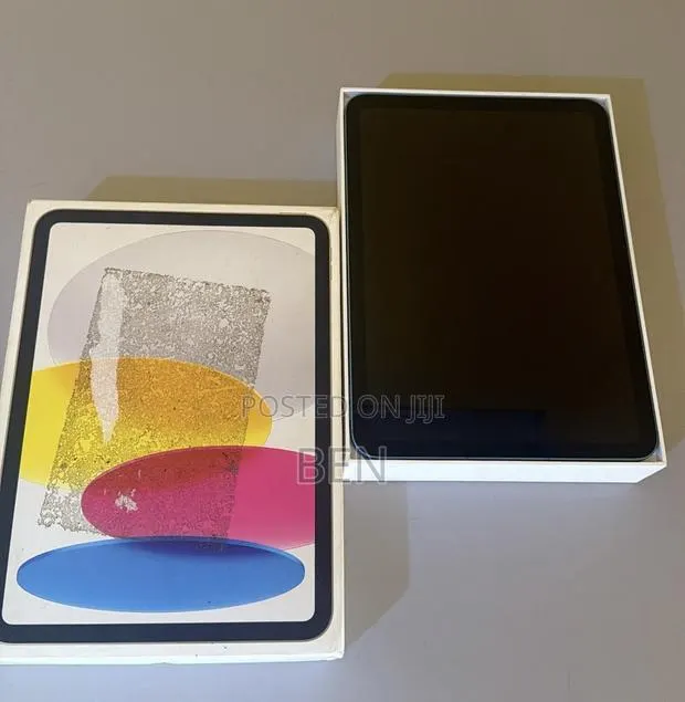Apple iPad (2025) 128 GB Blue · Photo 1