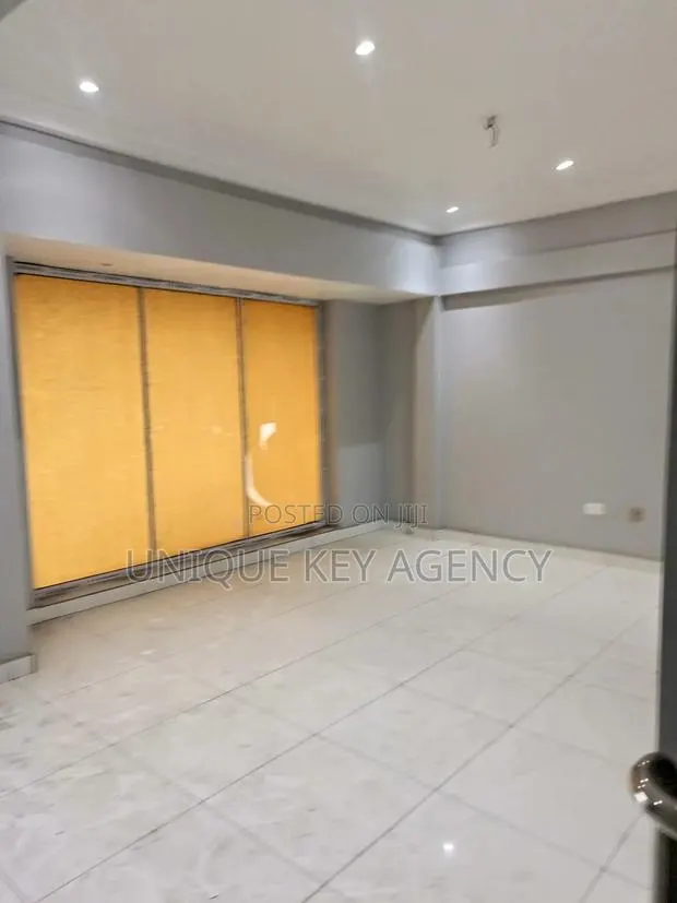 Office Space to Let in Dzorwulu · Photo 1
