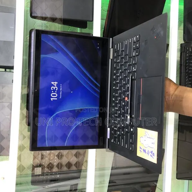 Laptop Lenovo Thinkpad X1 Yoga 16GB Intel Core i7 SSD 256GB · Photo 1