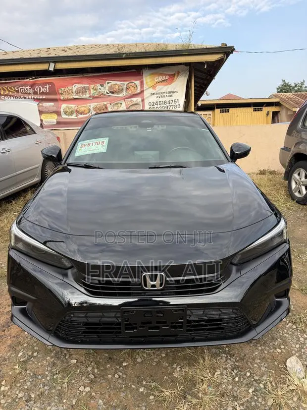 Honda Civic Sport 2022 Black · Photo 1