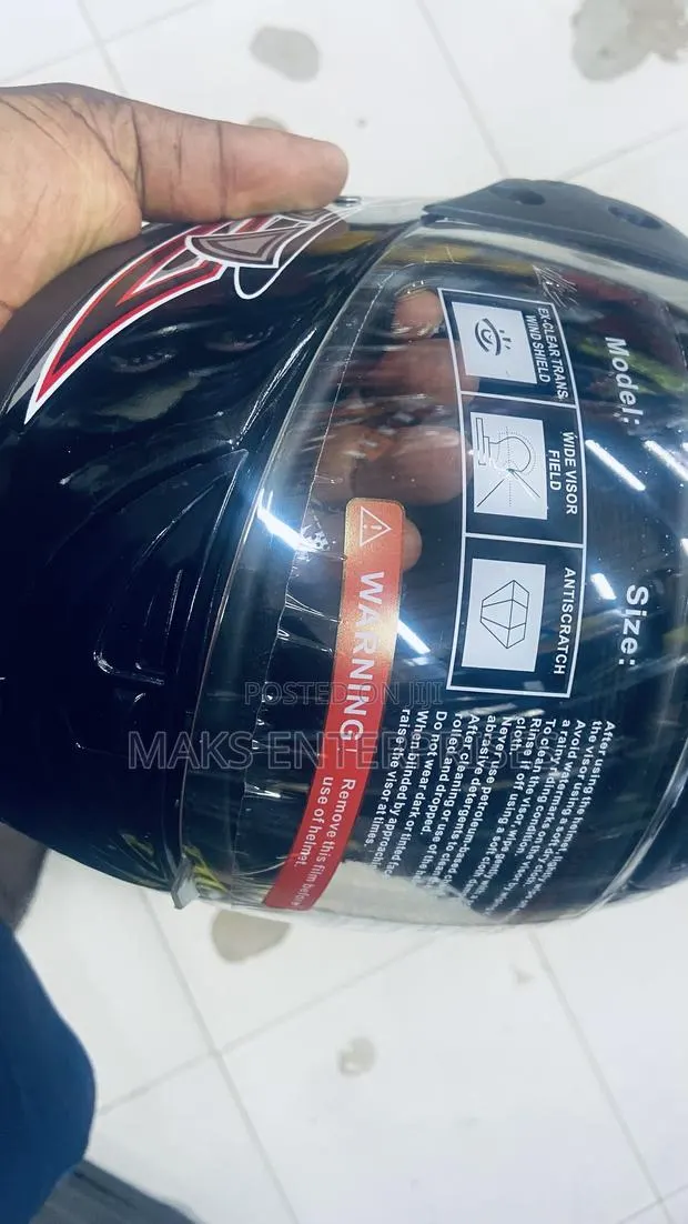 Motor Helmet · Photo 1