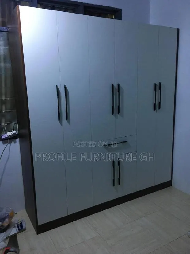 Elevated 3in1 Wardrobe MDF WORK · Photo 1