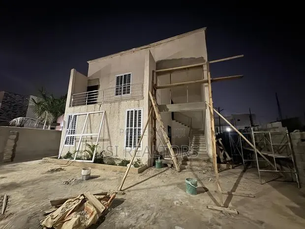 4bdrm Duplex in Near Manet Junction, Spintex for sale · Photo 1