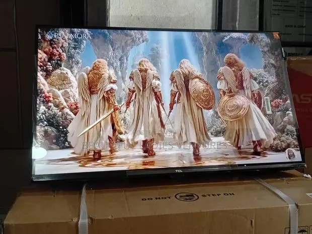 TCL 32” Hd Viewing Experience Tv · Photo 1