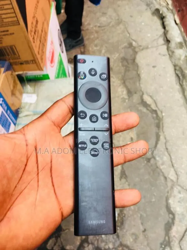 Effortless Control: Samsung Solar Smart Remote (New) · Photo 1