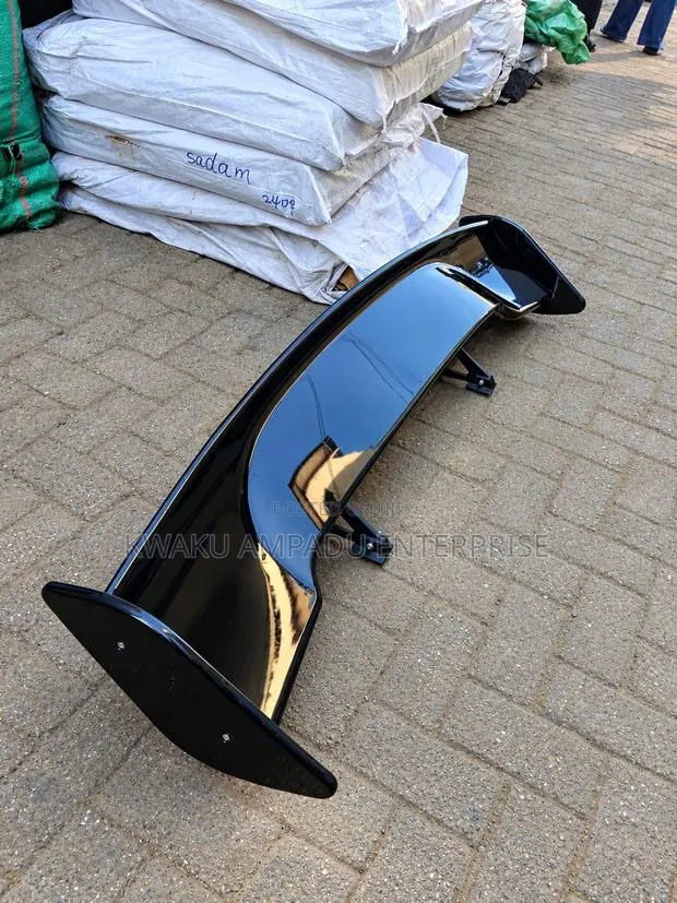 Universal GT Style Car Rear Spoiler Wing – Glossy Black · Photo 1