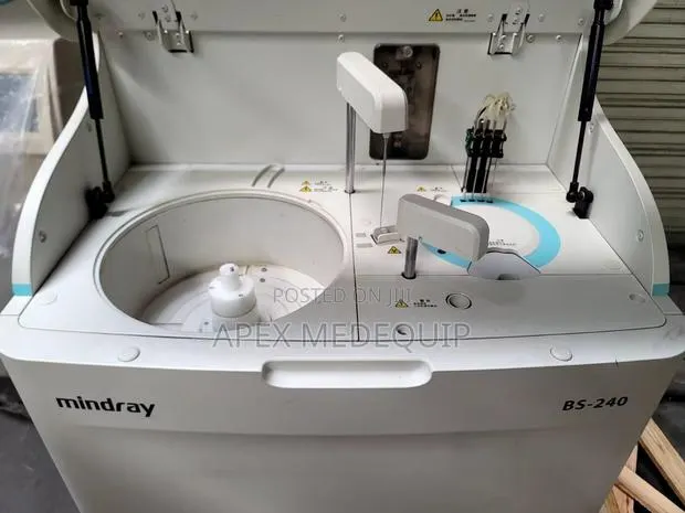 Mindray BS 240 Chemistry Analyzer ( Open System ) · Photo 2