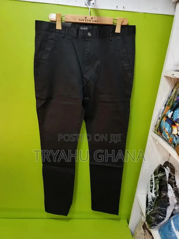 Your Zara Khaki Trousers For Every Plan · Photo 1
