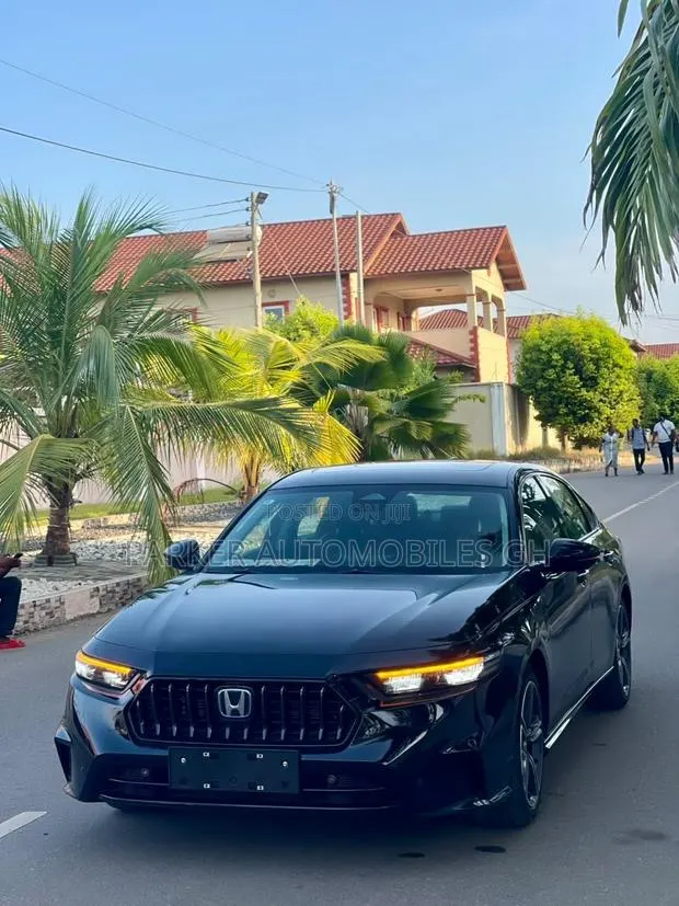 Honda Inspire 2025 Black · Photo 1