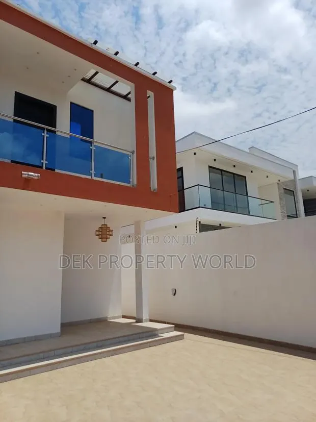 5bdrm Villa in Ability for sale · Photo 1