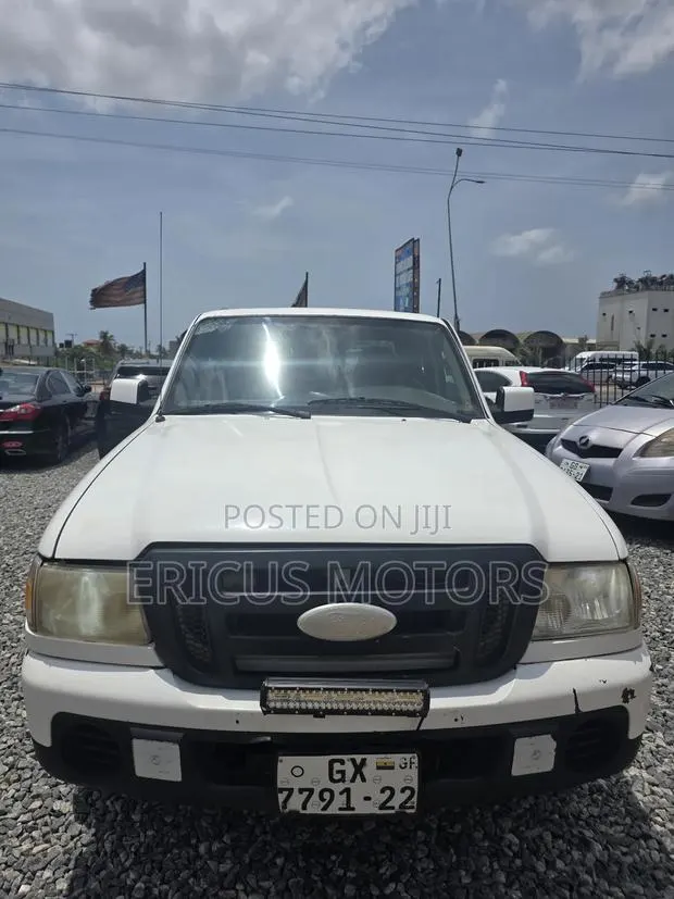 Ford Ranger 3.0 Regular Cab 4x4 2006 White · Photo 1
