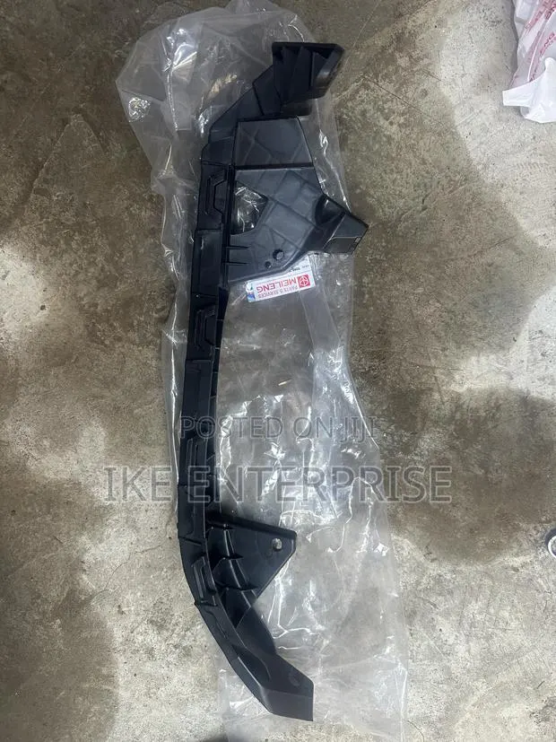 Honda Accord Headlight Seat 2013,2014,2015,2016,2017 · Photo 1