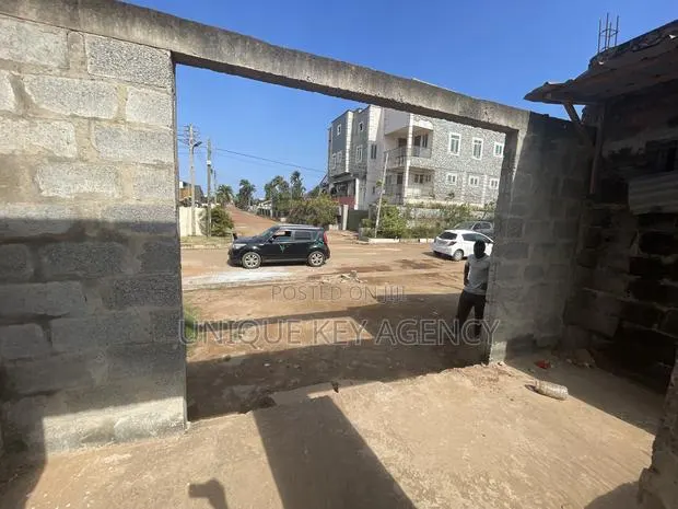 5bdrm House in Unique Key Agency, Spintex for sale · Photo 1