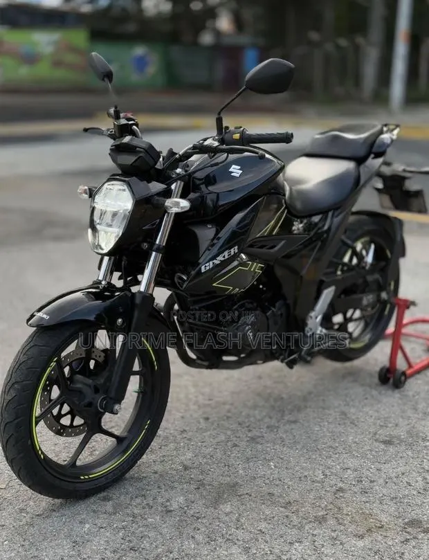 Suzuki Gixxer 250 2023 Black · Photo 1