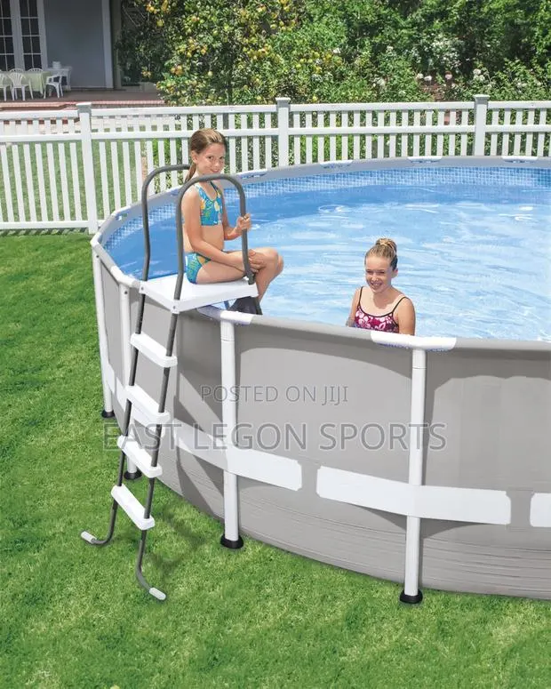 Swimming Pool Ladder 132cm 148cm 5ft Ultra Pool Intex · Photo 1