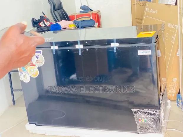 Best 400 Liters Black Nasco Freezer · Photo 1