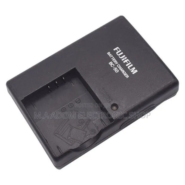 Fujifilm Bc-50 Battery Charger for Np-50 · Photo 1