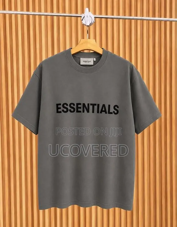 Essentials Fear of God T-Shirts · Photo 1