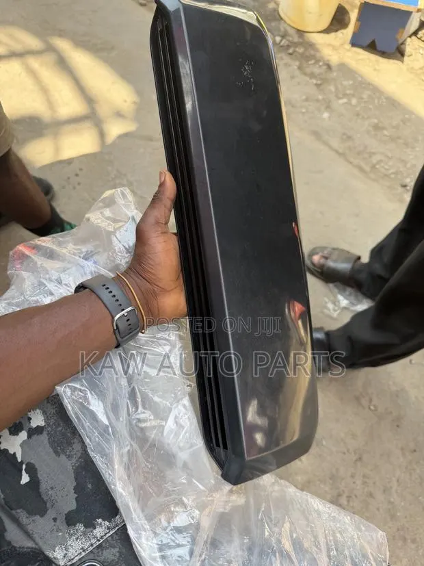 2016,2017,2018,2019,2020,2021 Bonnet for Toyota Tacoma · Photo 1