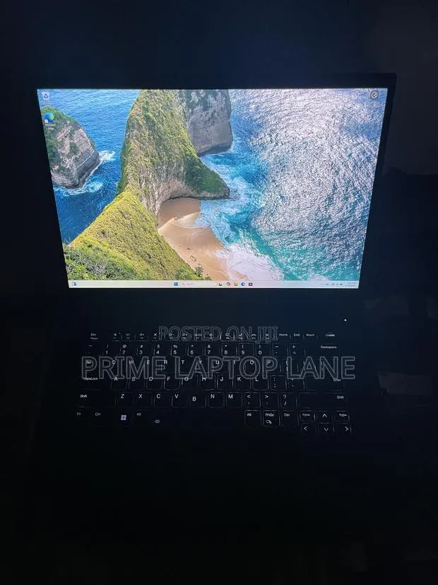 Laptop Lenovo ThinkPad P1 Gen4 32GB Intel Core i7 SSD 1T · Photo 1