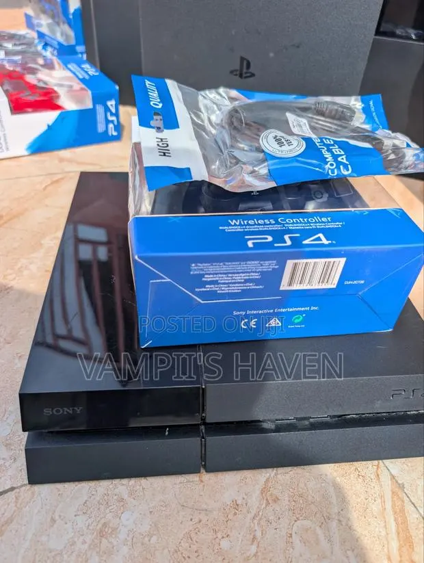 PS4 Standard Jailbreak With 7 Games of Your Choice · Photo 1