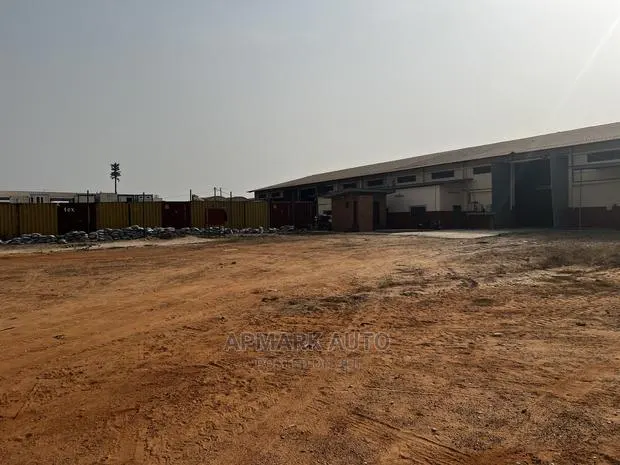Warehouse for Rent at the Heart of Tema Industrial Area · Photo 1