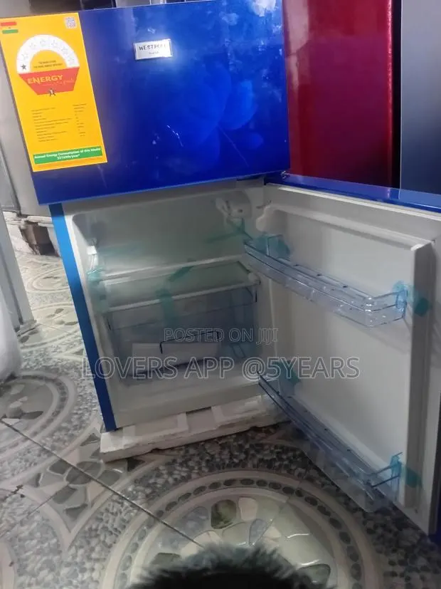 Westpool Blue Compact Refrigerator Fresh Food Keeper. · Photo 1
