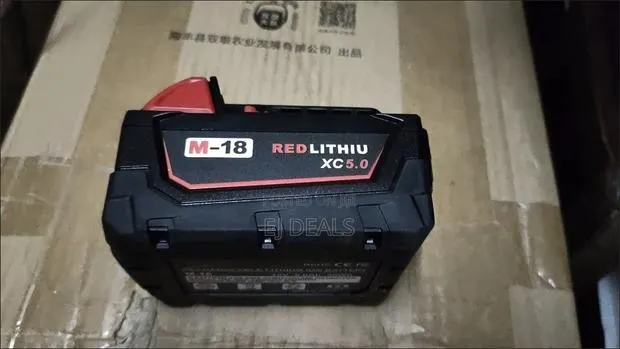 Milwaukee Battery M18 Series 5.0ah · Photo 1