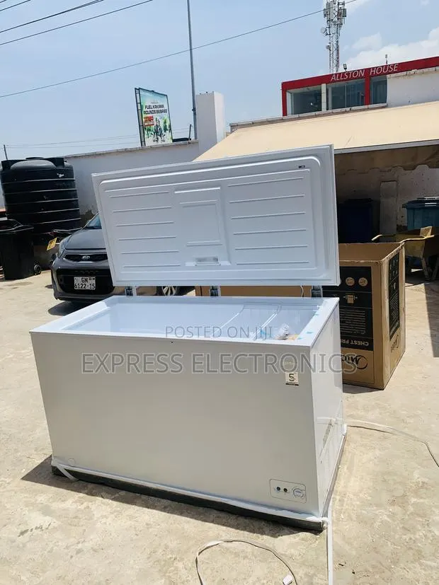 Available Now at Store 418l Chest Freezer Single Door Midea White · Photo 1