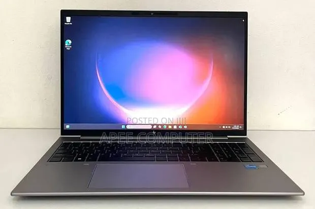 Laptop HP ZBook Firefly 16inch G9 32GB Intel Core i7 SSD 1T · Photo 1