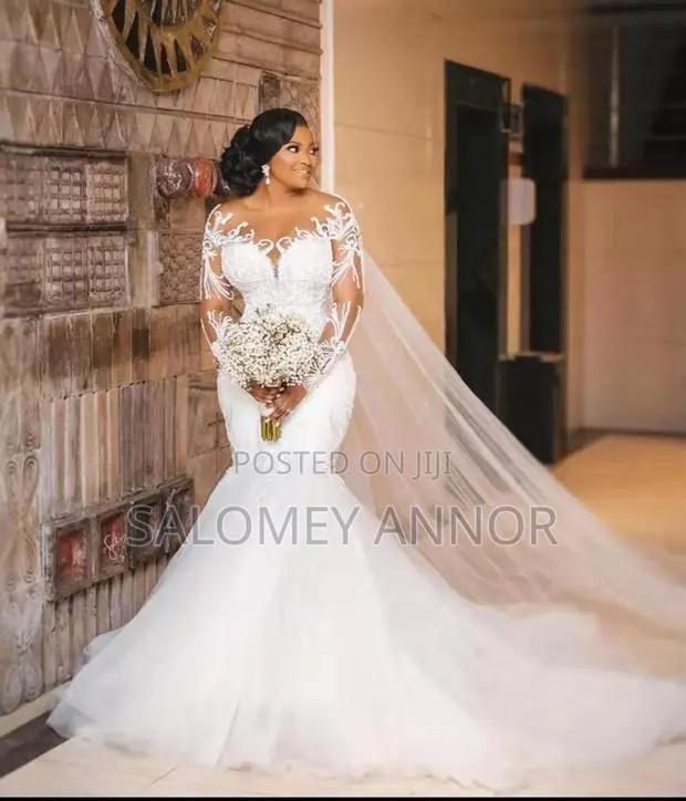 Salo-tom Boutique (Wedding Gown) · Photo 1