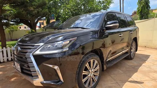 Lexus LX 2017 Black · Photo 1
