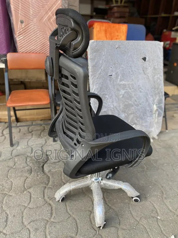 Office Chair With Headrest · Photo 3