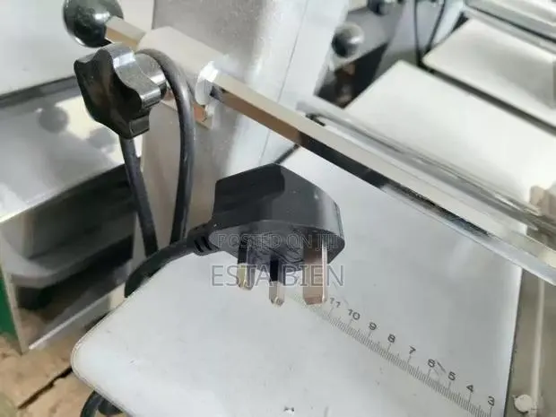 Bone Cutting Machine Big Size · Photo 3