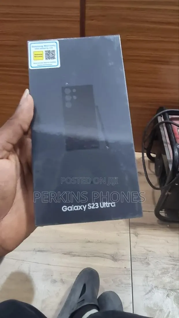 New Samsung Galaxy S23 Ultra 256 GB Black · Photo 1