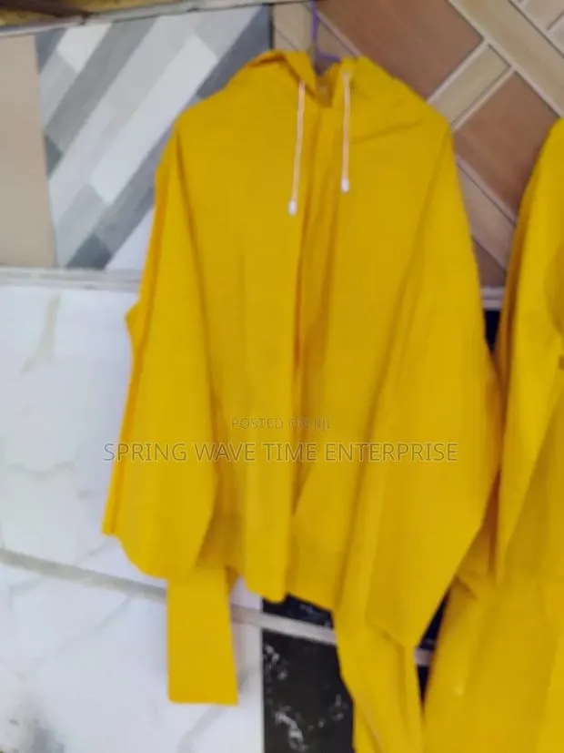 Industrial Raincoat · Photo 1