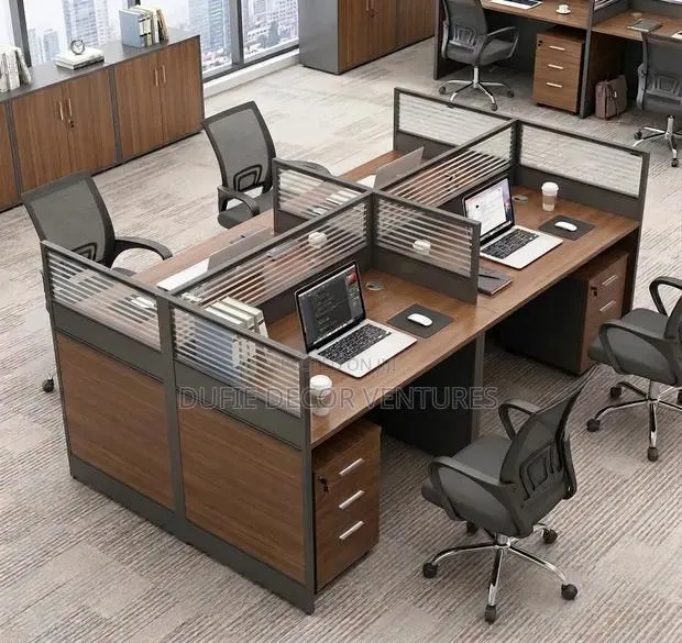 Four in One Workstation · Photo 1