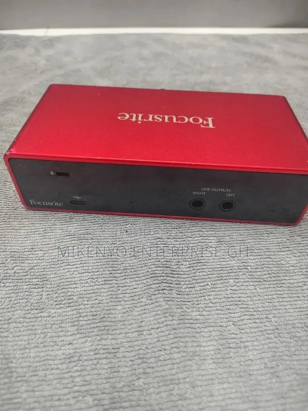 Focusrite Scarlett 2i2 3rd Gen. · Photo 5