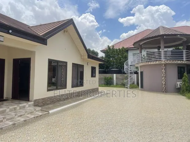 3bdrm House in Sky Junction, Dawhenya for rent · Photo 1