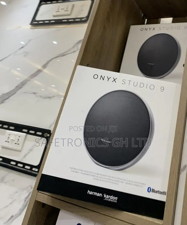 Choose Perfect Harman Kardon Onyx Studio 9 Bluetooth Speaker · Photo 1