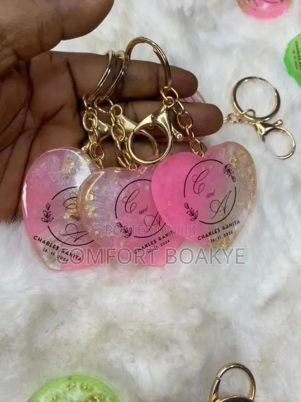 Resin Customized Key Holder for Welding and Parties · Photo 1