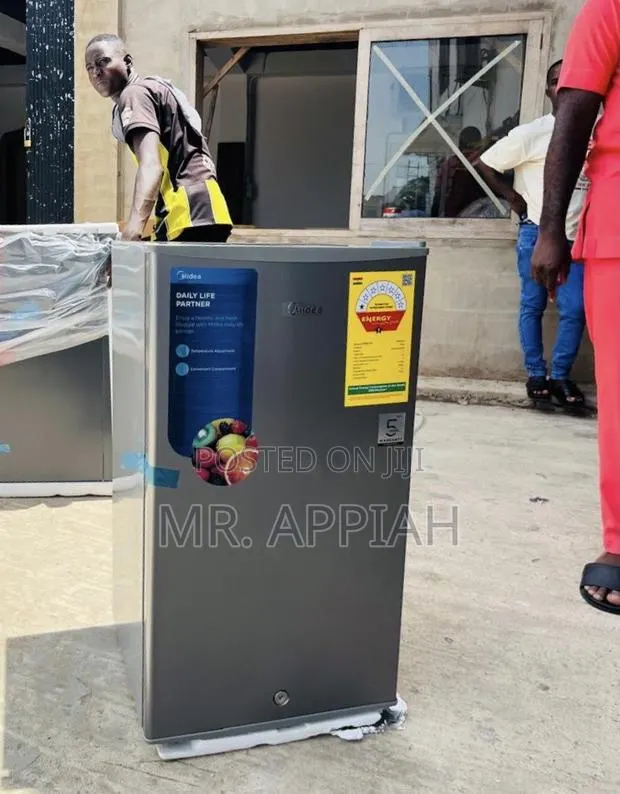 Quality Midea 93l Single Door Electric Table Top Fridge · Photo 1