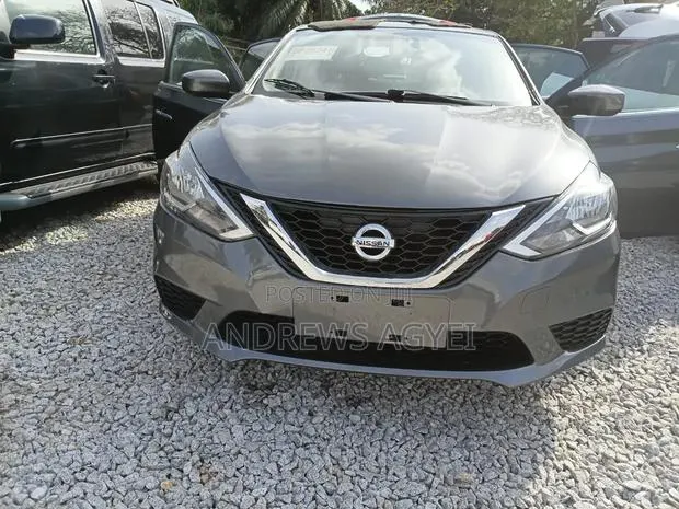 Nissan Sentra 2017 Silver · Photo 1