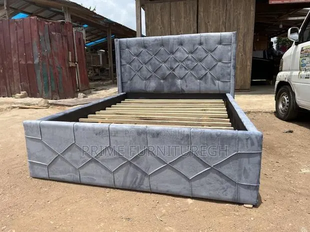Sexy Double Bedframe · Photo 1