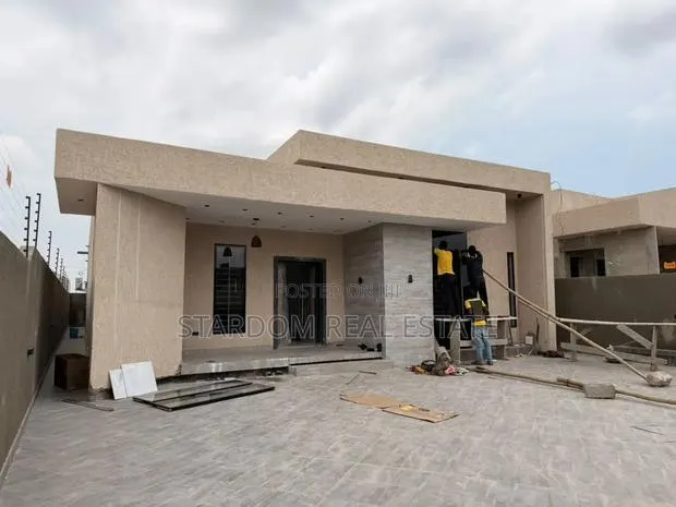 3bdrm Bungalow in Lakeside Estate for sale · Photo 1