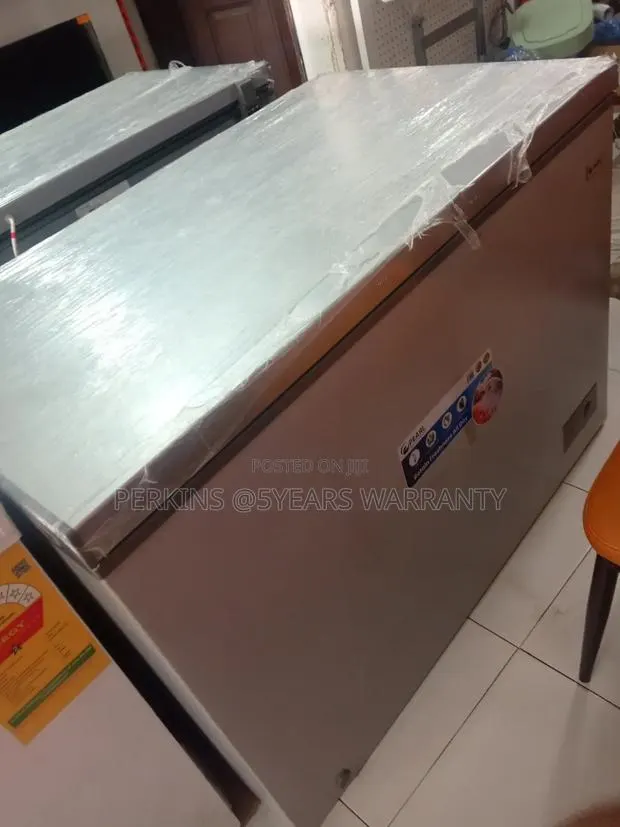 Pearl Ice Max Deep Chest Freezer · Photo 1