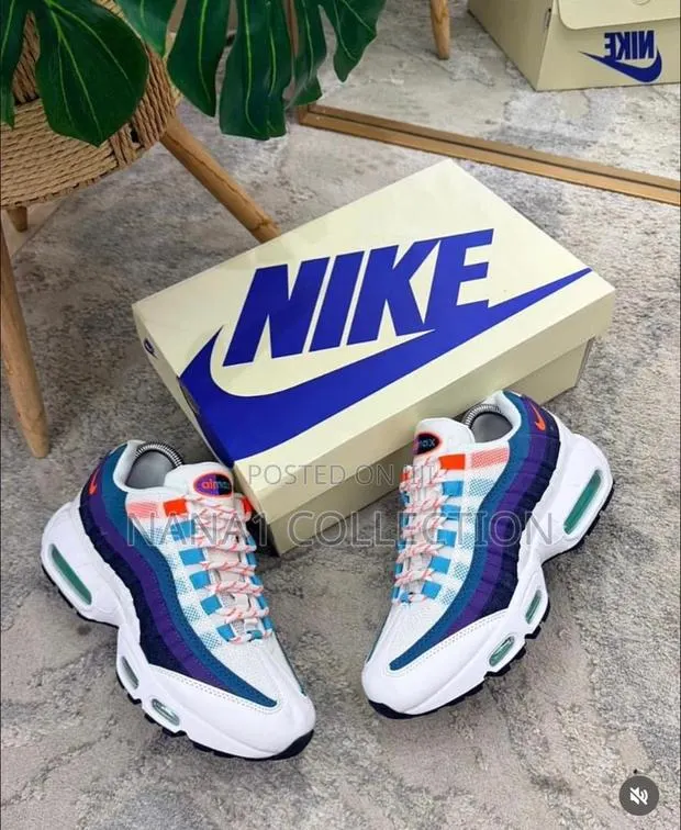 Nike Air Max 95 “Hyper Jade” Sneakers · Photo 1